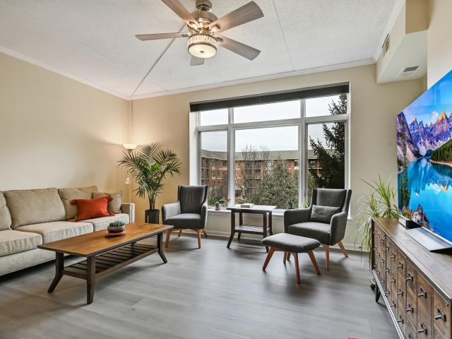 855 E 22nd Street # 318
