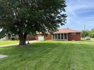 855 Jackson Pike