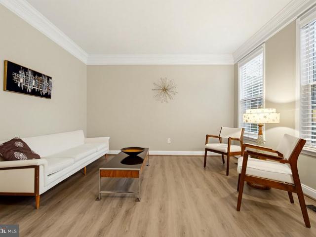855 Thicket Court