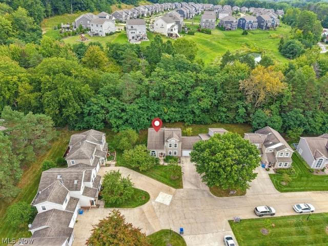 8569 Ravenswood Lane