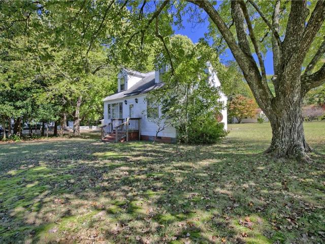 8563 Farys Mill RD