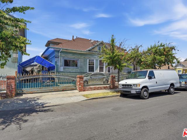 856 E 22nd St, Los Angeles, CA 90011 | MLS #26827