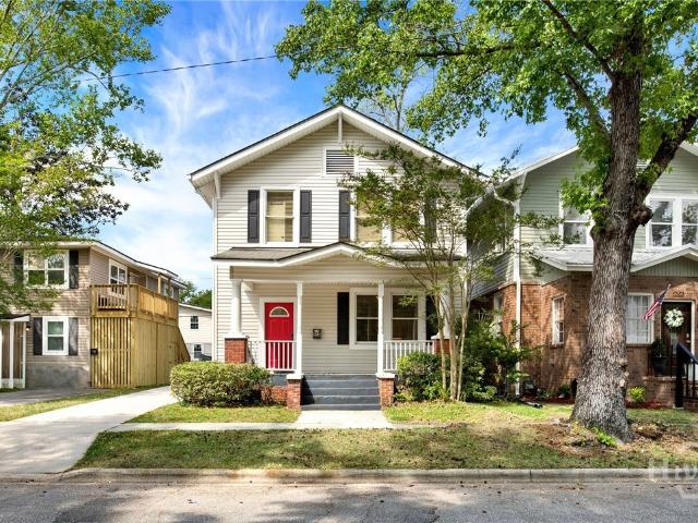 856 E 35th Street