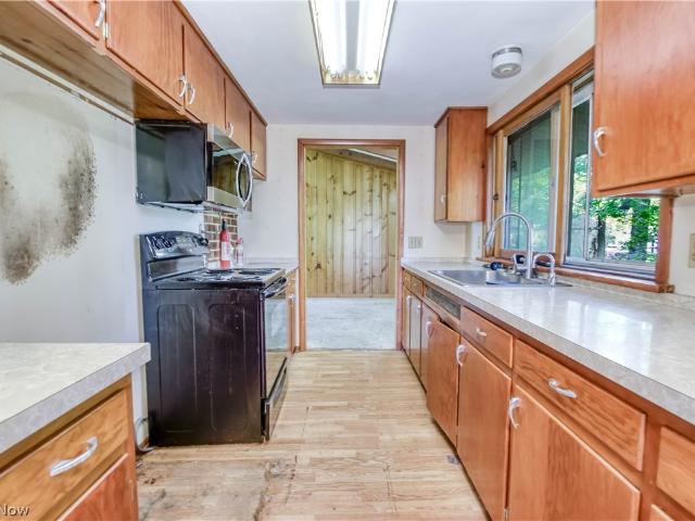 8575 Herrick Drive