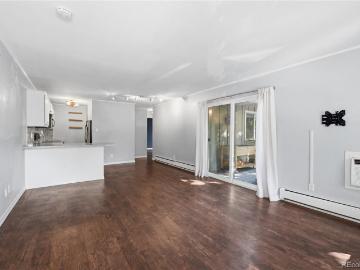 857 S Van Gordon Court # A204