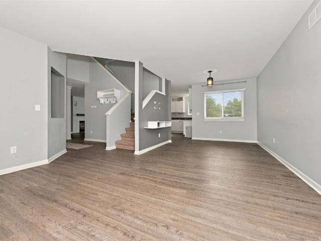 8585 Eral Court