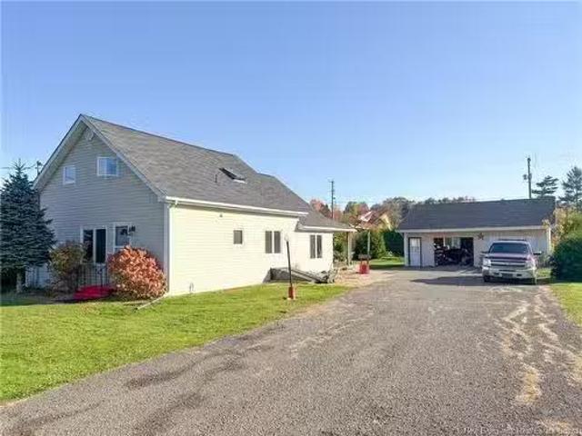 8588 Main St, Florenceville Bristol, NB, E7L 3G8 house for s.