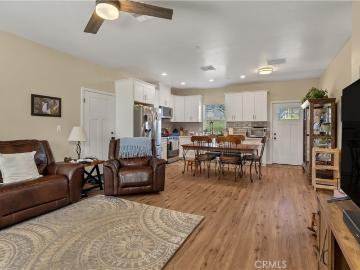 8590 Ridgecrest