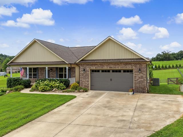 858 Dunlap Hollow Rd