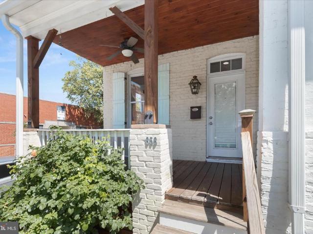 858 W 32Nd Street