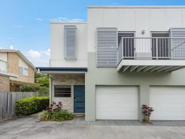 8/59 Benowa Road, Southport, QLD 4215