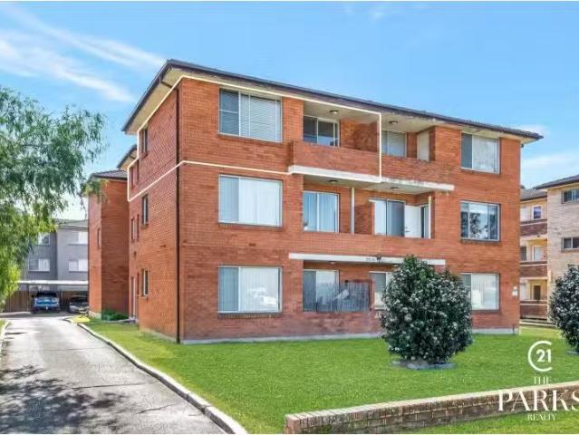 8/59 St Ann Street, Merrylands Apartment for rent Listed by B.