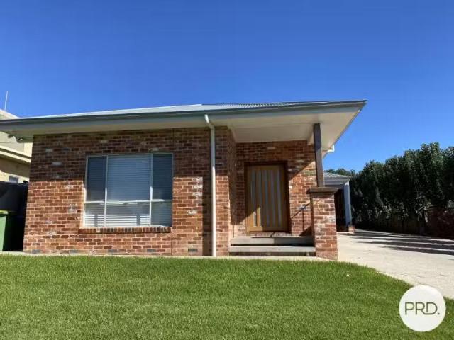 859 Tenbrink Street, GLENROY House for rent Listed by Residen.