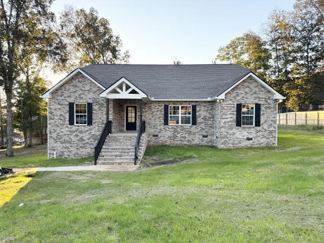 85 Acorn Trl