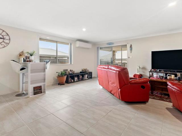85 Aberglasslyn Road, Rutherford NSW 2320 House For Rent | Domain