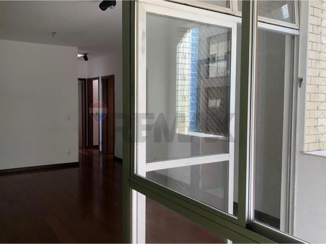 85 Área Útil Apartamento Alugar, 3 Dormitórios localizado em Funcionários, Belo Horizonte, Minas Gerais, 30110036 | Brasil