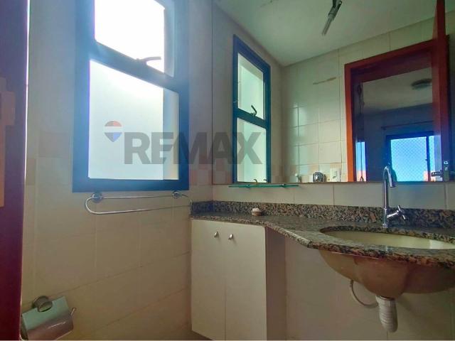 85 Área Útil Apartamento Alugar, 3 Dormitórios localizado em R. Humberto Martins de Paula, 101 Edifícios Glen Ville Enseada do Suá, Vitória, Espírito Santo, 29050225 | Brasil
