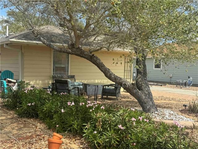 85 Augusta Cir, Aransas Pass, TX 78336 | MLS #472874