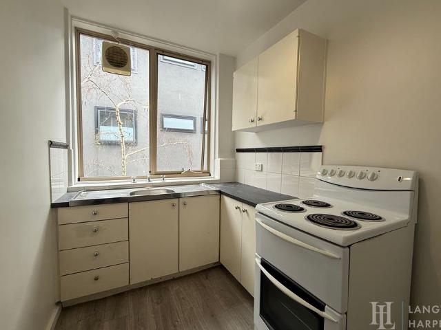 8/5 Barnsbury Road, South Yarra