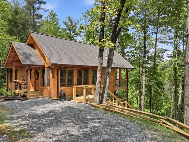 85 Christopher Drive