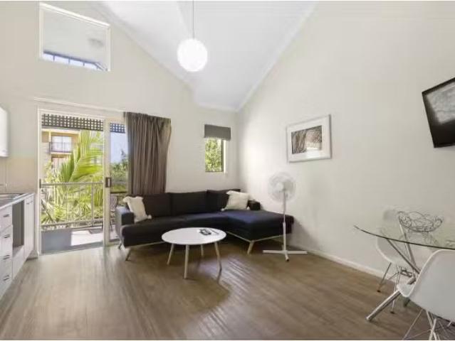 85 Deakin St, KANGAROO POINT Apartment for rent Listed by Bri.