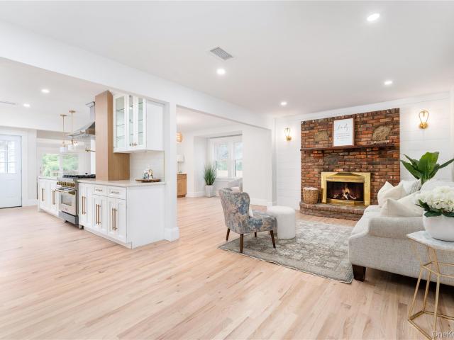 85 Garfield Avenue