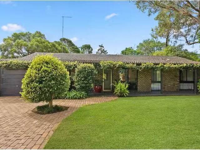 85 Irwin Street, WERRINGTON House for rent Listed by Allana N.