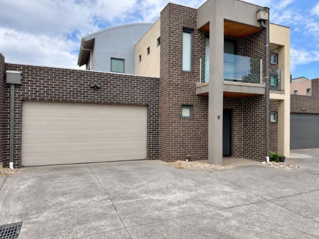 8/5 Korab Place, Roxburgh Park