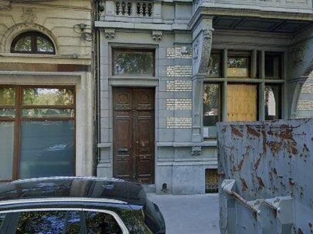 85 m2 apartment for rent in Luik