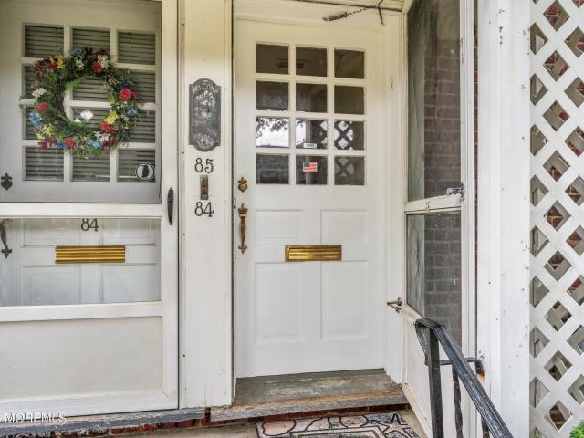 85 Manor Drive