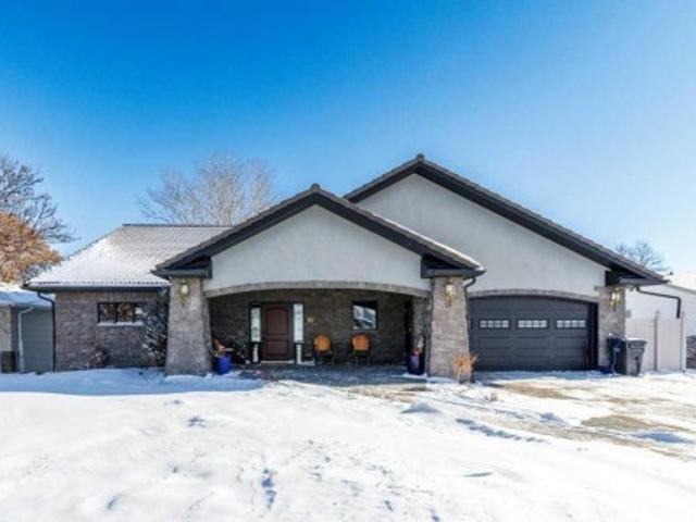 85 Oberlin Avenue, Red Deer, AB, T4N 4X1 house for sale | Listing ID A2290 | Royal LePage