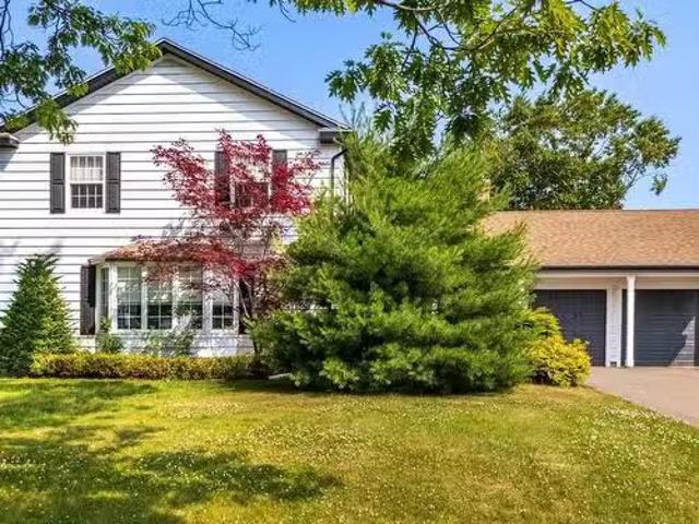 85 Prince Charles Drive, Charlottetown, PE, C1A 3C1 house fo.