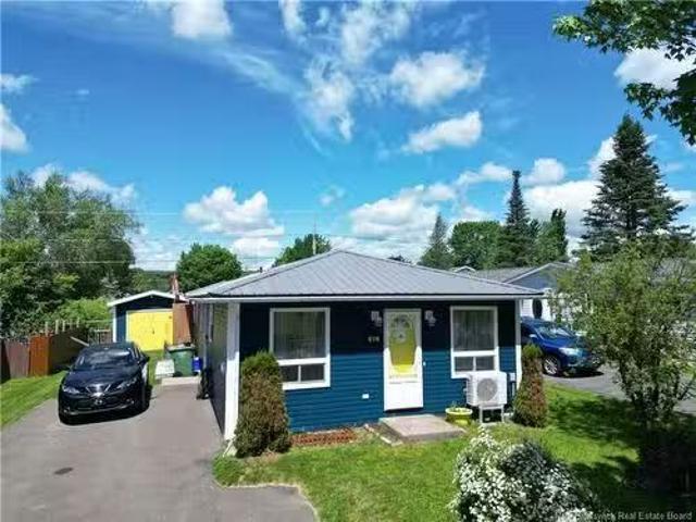 85 Stairs St, Fredericton, NB, E3B 5V6 house for sale Listi.