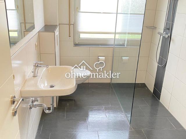 85qm Erdgeschosswohnung mit Garten 3 Zimmer Küche Bad HWR