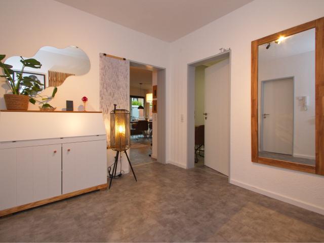85sqm Full service apartement calm but central near clinic and spa 1 6 pax