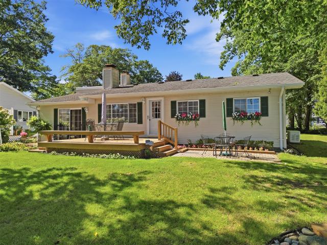 8604 Lynwood Lane