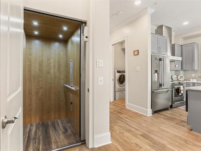 8605 Pontchartrain Boulevard # 4A