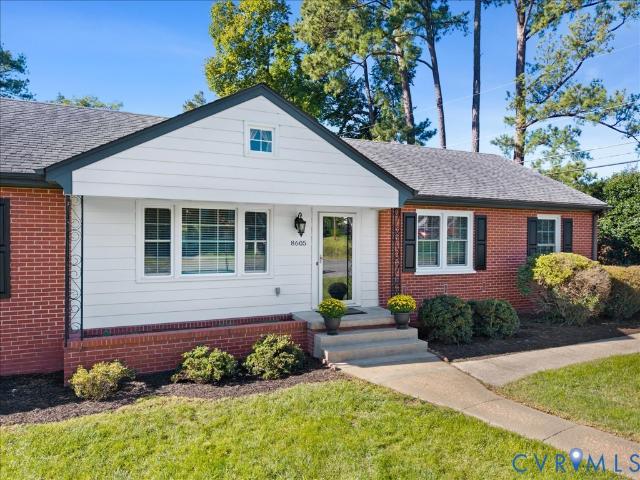 8605 Warrenton Drive