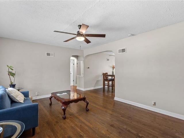 8606 E 79th Street
