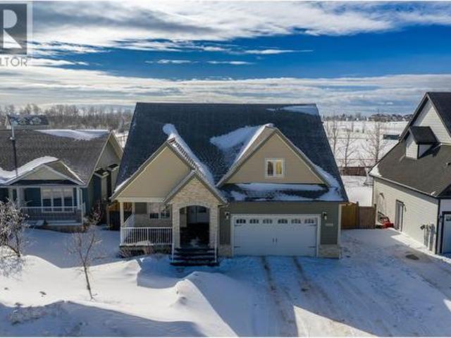 8607 Avenue, Fort St. John, BC, V1J 7E6 house for sale | Listing ID R3102 | Royal LePage