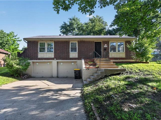 8608 E 58th Street