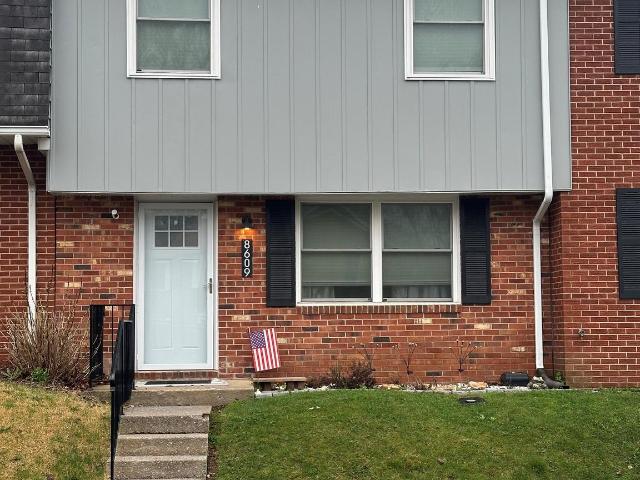 8609 Harrison Ct, Marshall, VA 20115 | MLS #VAFQ2021