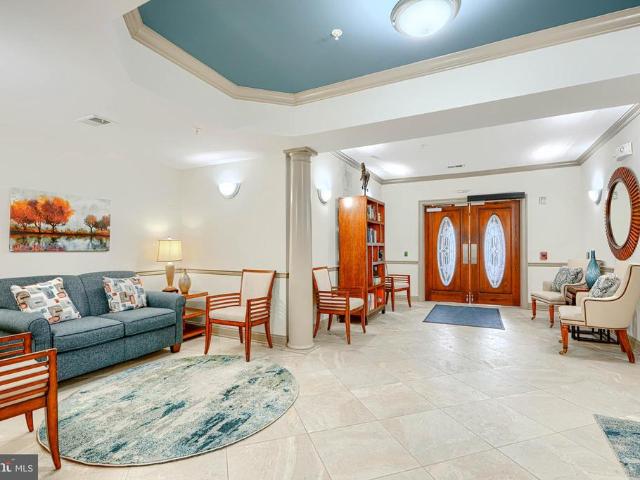 8609 Wintergreen Court # 403