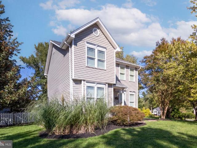 8600 Oak Glen Court