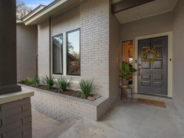 8600 Appalachian Dr