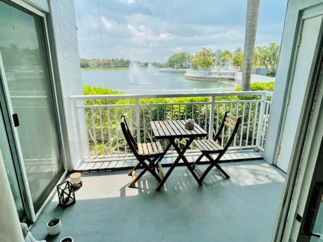 8600 SW 212th St 208, Cutler Bay, US, FL
