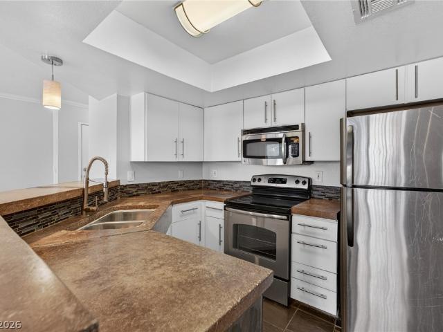8600 W Charleston Blvd, Unit 2148, Las Vegas, NV 89117 | MLS #2771