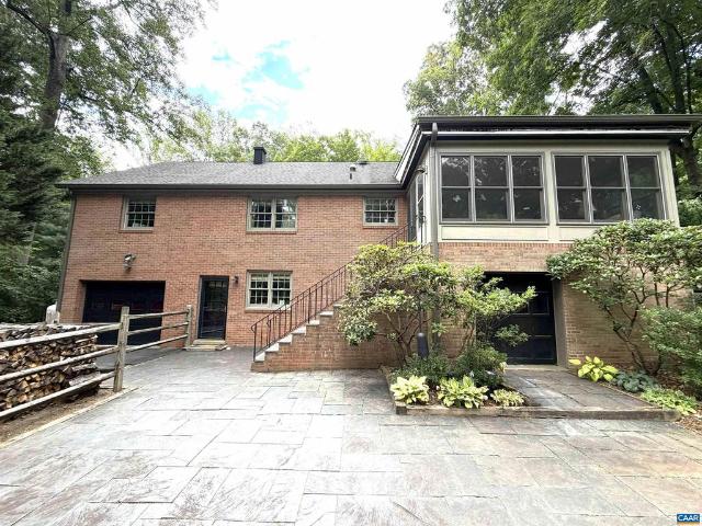 860 Flordon Dr