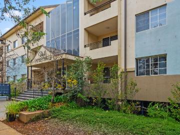8/60 Henty Street Braddon