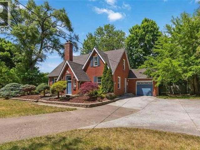 860 London Road, Sarnia, ON, N7T 4Y2 house for sale | Listing ID 26016 | Royal LePage